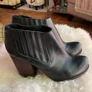 Jeffrey Campbell Havana Last bootie